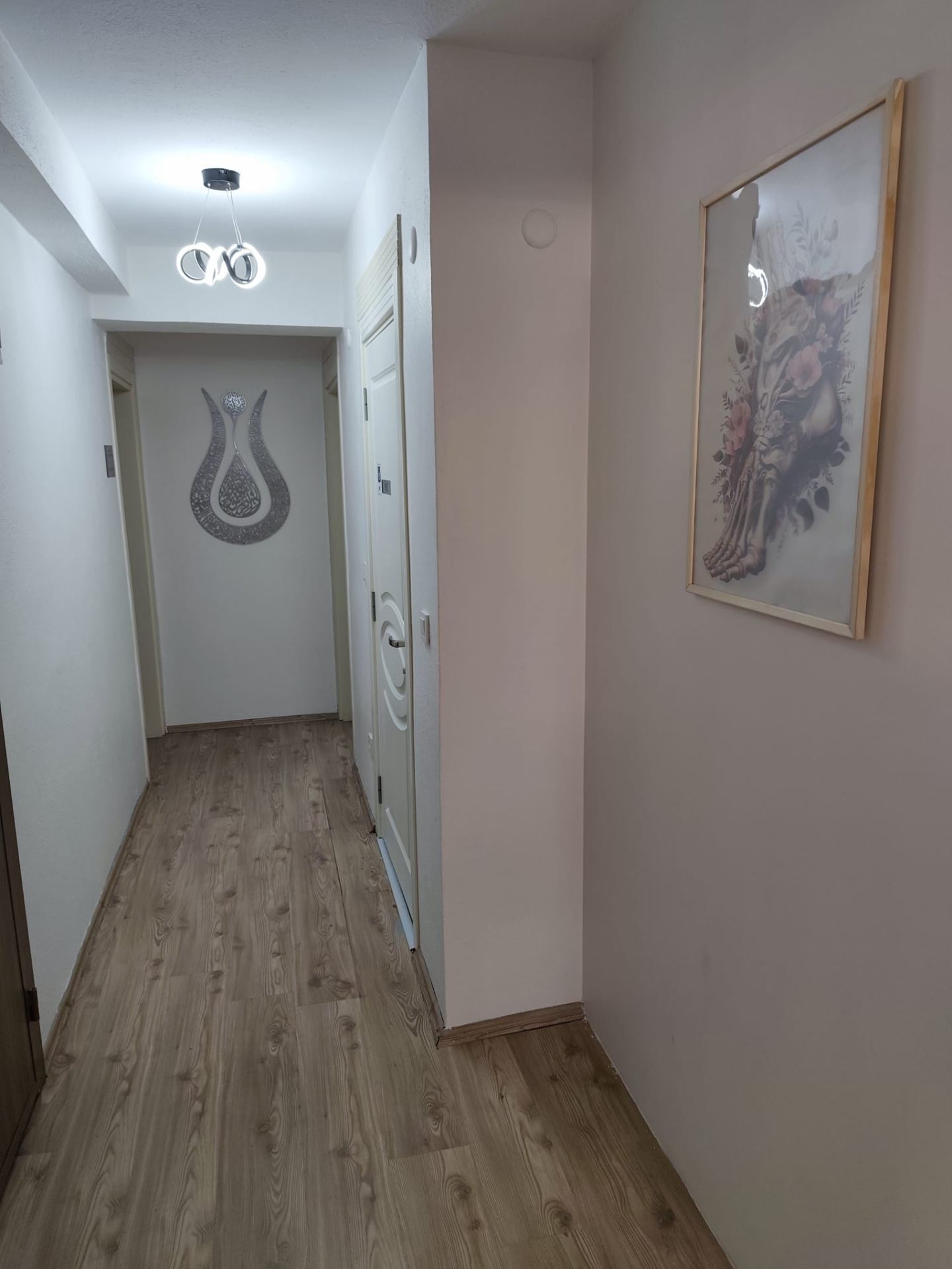 Klinik koridoru — Podolog Çiğdem Haznedar Fatih Kliniği
